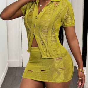 Slaydiva Ensemble 2 pièces pour femme, pull et mini-jupe moulante en crochet vert texturé ajouré. mode estivale 2025 pour festival de musique, Pâques, vacances, croisière, plage. Style décontracté avec col polo et manches courtes