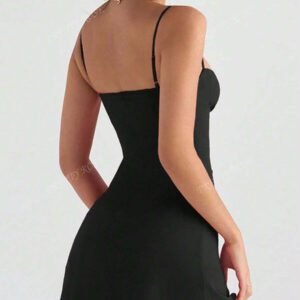 Robe courte à armatures noire sexy et unie en style A pour femmes, style élégant convenant aux sorties quotidiennes, rendez-vous, fêtes, tenues de vacances d'été/printemps