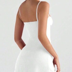 Robe courte à armatures noire sexy et unie en style A pour femmes, style élégant convenant aux sorties quotidiennes, rendez-vous, fêtes, tenues de vacances d'été/printemps