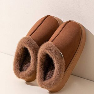Bottines femme Pantoufles kaki duveteuses, chaudes et moelleuses avec doublure et col doux et moelleux. Semelle épaisse antidérapante. Chaussures unisexes pour la maison et l'extérieur