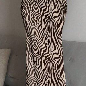 SHEIN SXY Jupe longue en tricot à taille basse imprimé zébré pour femmes, convient pour le printemps, l'été et l'automne