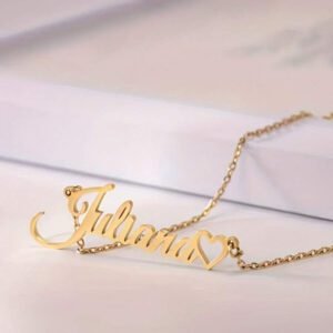 [Collier personnalisé] Collier avec nom personnalisé - Pendentif en forme de cœur en acier inoxydable en police cursive, cadeau de la Saint-Valentin, à porter au quotidien, accessoire annuel, design de police élégant, chaîne raffinée, ornement charmant et gracieux, design personnalisé, convient comme cadeau réfléchi et accessoire de tenue quotidienne, multifonctionnel, ornemental, lettre, élégant, moderne, coloré, mignon, adorable, décontracté, personnalisé, unique, idéal pour lui, idéal pour elle