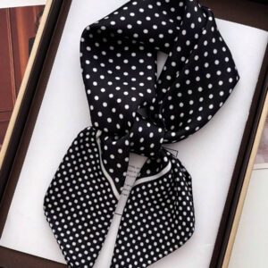 1 pièce Bandana floral imprimé carré en imitation soie 70 pour femme, écharpe carrée, écharpe pour la protection du cou, utilisable au quotidien