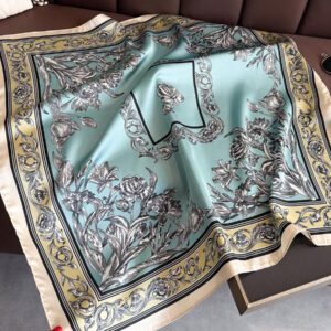 1 pièce Foulard carré en satin de soie à imprimé floral de luxe et , bandeau polyvalent pour femmes pour le tourisme, les vacances, les loisirs, le foulard de tête, les déplacements quotidiens, le petit col