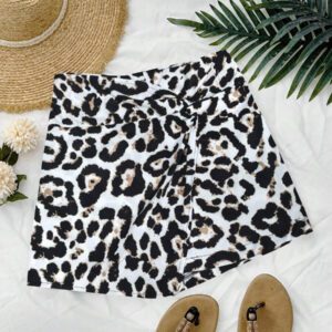 Franclia Jupe-short asymétrique à taille torsadée avec imprimé léopard pour femmes