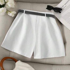 Gooodcoin PETITE Short kaki à la mode et polyvalent pour femme, ourlet asymétrique
