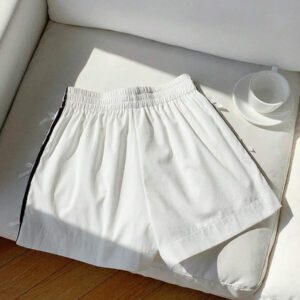 Comfortcana Short décontracté à taille élastique rouge avec nœud décoratif et rayures pour femmes