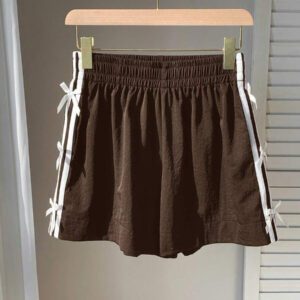 Comfortcana Short décontracté à taille élastique rouge avec nœud décoratif et rayures pour femmes
