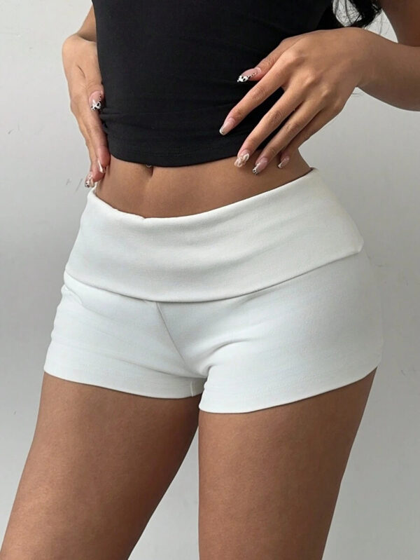 Gooodcoin BASICS Short de sport ajusté à la taille basse, en tricot de couleur unie, pour femmes – Image 5