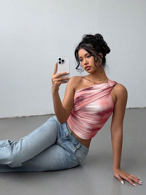 Aloruh Top court moulant femme avec imprimé dégradé stylé et sexy, en maille froncée avec lien devant. Blouse sans manches décolleté épaules dénudées, style Y2K – Image 23