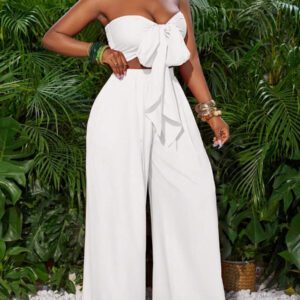 Slaydiva Top court à nouer devant rose rouge et pantalon large. Tenue de vacances pour femmes