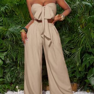 Slaydiva Top court à nouer devant rose rouge et pantalon large. Tenue de vacances pour femmes