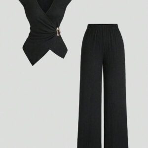 Sweetra 2 pièces Tenue minimaliste de femme pour le trajet, tricot texturé confortable, boucle métallique décorative, automne