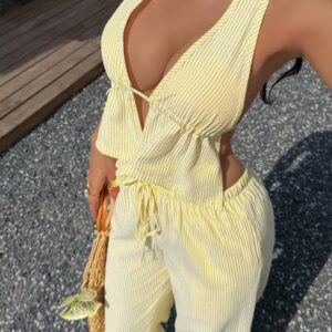 Sunnyshic 2 pièces Costume rayé bleu et blanc pour femme : Top sans dos à encolure en V profond en coton et pantalon large taille haute à cordon, tenue de mode décontractée pour les vacances et le quotidien, printemps/été