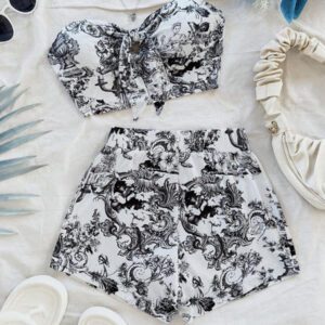 Soleia Ensemble de 2 pièces avec brassière à lacets décontractée et short taille haute ajusté