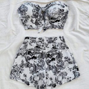 Soleia Ensemble de 2 pièces avec brassière à lacets décontractée et short taille haute ajusté