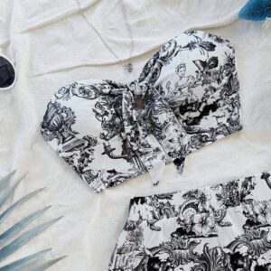 Soleia Ensemble de 2 pièces avec brassière à lacets décontractée et short taille haute ajusté