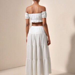 Slaydiva Ensemble de vacances femme avec top à épaules dénudées avec volants et jupe longue à taille nouée avec volants. Doux et mignon pour les sorties, les rendez-vous et les vacances à la plage.