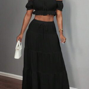 Slaydiva Ensemble de vacances femme avec top à épaules dénudées avec volants et jupe longue à taille nouée avec volants. Doux et mignon pour les sorties, les rendez-vous et les vacances à la plage.