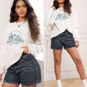 SHEIN PETITE Short en jean droit, polyvalent, décontracté, à poches, de couleur unie