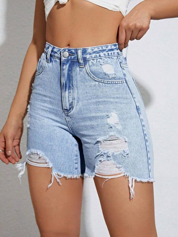 SHEIN EZwear Shorts en jean déchirés, coupe ajustée et décontractée pour l'été avec ourlet effrangé – Image 17