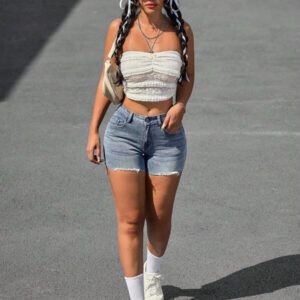 SHEIN PETITE Short en jean décontracté de style rétro simple pour femmes