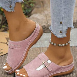 Sandales à plateforme noires d'été à la mode et décontractées grande taille 35-45, sandales confortables décorées de chaînes métalliques pour l'extérieur, sandales à plateforme blanche et semelle épaisse pour femmes