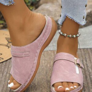Sandales à plateforme noires d'été à la mode et décontractées grande taille 35-45, sandales confortables décorées de chaînes métalliques pour l'extérieur, sandales à plateforme blanche et semelle épaisse pour femmes