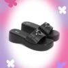 SheIn ICON Sandales compensées avec décoration de cœur, anneau et clous. Chaussures d'été pour les vacances, la rentrée scolaire, les étudiants universitaires, les fêtes de Noël, d'automne et du Nouvel An