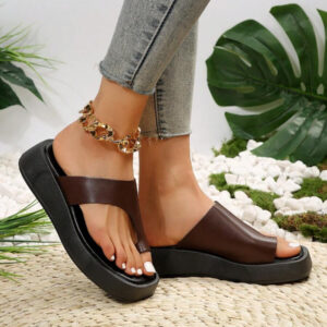 Nouvelles tongs d été pour femmes avec semelle épaisse et plateforme, marron, pour usage casual, vacances, voyage, port quotidien et plage