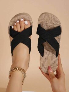 Sandales À Talons Compensés À Semelle Épaisse Et Bretelles Croisées Pour Femmes, Pantoufles Beiges Et Noires À Bout Ouvert Pour Voyage Et Plage – Image 5