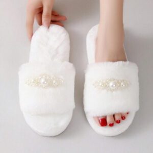 Pantoufles en peluche avec perles et moelleuses pour femmes, pantoufles d'intérieur décontractées