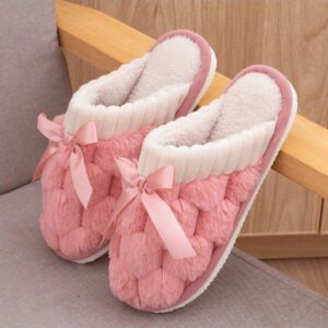 Nouvelles pantoufles d'intérieur pour femmes pour l'automne/hiver, pantoufles de maison chaudes à bout fermé et avec un nœud papillon, silencieuses