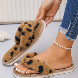 Chaussons en peluche à la mode pour femmes, chaussons d'intérieur roses douillets pour l'hiver, tongs d'intérieur