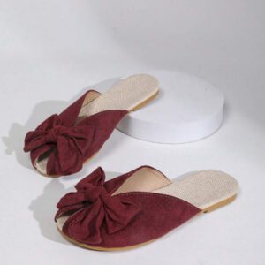 1 paire de sandales à fleurs de camélia 3D pour femmes et étudiantes, retour à l'école. Sandales plates de style mode extérieure, bout rond, glissantes, douces, convenant pour le mariage, le travail, l'école, le dortoir, les vacances, les voyages et la plage.