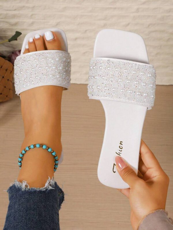 Sandales plates pour femmes avec strass et faux perles, nouvelle style d'été babies marron pantoufles chaussures pour tenue élégante et à la mode pour la Saint-Valentin – Image 30
