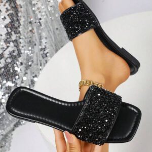Sandales plates pour femmes avec strass et faux perles, nouvelle style d'été babies marron pantoufles chaussures pour tenue élégante et à la mode pour la Saint-Valentin
