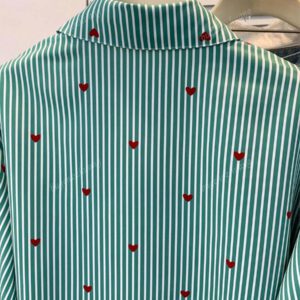 Chemise à col polo à imprimé cœur et rayures pour femme - Chemisier casual à manches longues à boutons pour les vacances, Tenue de tous les jours pour le printemps, l'été et l'automne