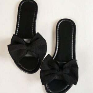 Sandales plates mode femme, tressées 2025 Nouveau modèle floral d'été à bout rond, mules à enfiler