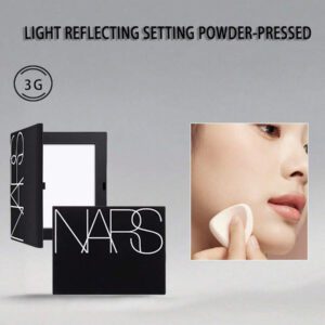 Nars Poudre de finition réfléchissante format voyage - Poudre compacte translucide pressée - Fond de teint aux soins avancés, couverture moyenne 3g/0,1oz.