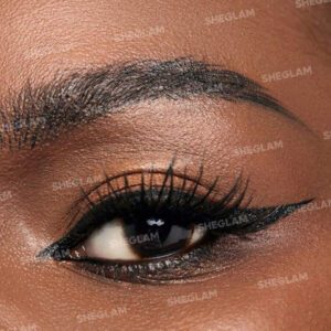 SHEGLAM Crayon Pour Les Yeux Liquide ImperméAble Ininterrompu Crayon Pour Les Yeux Noir Mat Hautement Pigmenté Et ImperméAble à L'Eau SéChage Rapide Ultra-Fin ImperméAble Et RéSistant à La Transpiration TêTe De Brosse Fine Eyeliner Lisse Facile à Porter Maquillage Des Yeux Cadeau De NoëL Eyeliner Noir Henna Remise De DiplôMe Anniversaire Vacances Haut ÉTé Automne Y2K ÉLéGant Mode Femmes Marque Maquillage CosméTique Beauté Visage FêTe Plage Voyage Camping Plein Air ÉCole Campus Excursion Festivals DéCoration Cadeau PréSent Rose Fille Cosplay Jeux Meilleur Couleur Charme Ambiance