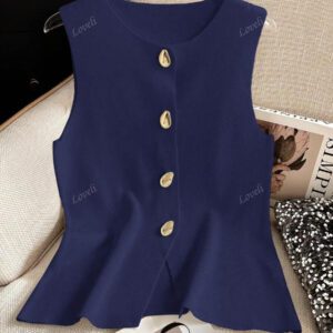 Gilet tricoté femme au col en V, sans manches, avec boutons métalliques, style casual de rue, couleur unie, épaules droites. Top ouvert à l'avant, adapté pour le printemps, l'été et l'automne