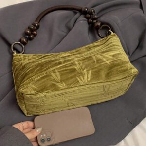 Sac à épaule en suédine en forme de nuage, sac en forme de dumpling à la mode avec un design unique, sac à main en daim, s'assortissant parfaitement aux tenues d'automne pour femmes