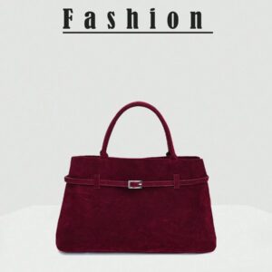 1 pièce de mode automne-hiver nouveau sac à main en PU de couleur unie. Motif de couleur unie sur tout le corps, avec grande capacité pour accueillir divers articles. Équipé d'un sac fourre-tout de mode pour femme avec deux anses qui peut être porté à la main ou sur le dessus. Conception d'ouverture et de fermeture magnétique. Convient pour assortir les vêtements, le rangement d'articles et les achats extérieurs. Sacs fourre-tout pour dames