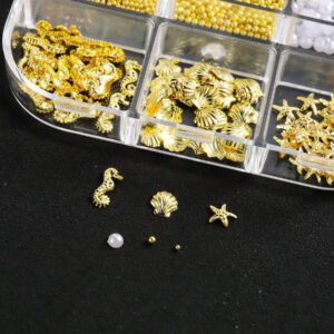 6 grilles Accessoires de clous en métal avec coquillages dorés, étoiles de mer, rivets, boules en acier et faux perles. Décorations d'art pour ongles 3D avec coquillages et étoiles d'été. Éléments de manucure DIY, pierres précieuses pour ongles et fournitures pour ongles