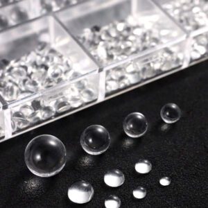 6 grilles Accessoires de clous en métal avec coquillages dorés, étoiles de mer, rivets, boules en acier et faux perles. Décorations d'art pour ongles 3D avec coquillages et étoiles d'été. Éléments de manucure DIY, pierres précieuses pour ongles et fournitures pour ongles