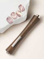 1 pièce/2 pièces Aimants pour vernis à ongles gel effet œil de chat et fil de fer robustes 4 en 1, outils de manucure multifonctions UV, bâtonnets magnétiques pour manucure à domicile ou en salon, accessoires DIY, fournitures pour ongles, outils pour ongles, outils de nail art, rentrée scolaire, ongles, outils pour ongles à clipser, outils de manucure et pédicure – Image 6