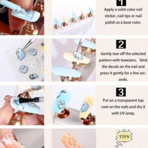 2 feuilles d'autocollants pour ongles au style graffiti de dinosaures de dessin animé, avec des décalcomanies de visage de soleil kawaii et de feuilles d'érable. Décoration de manucure DIY.