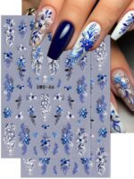 2 pièces Autocollants d'art pour ongles décalques 5D gaufrés à motifs de fleurs bleues. Designs d'art pour ongles avec fleurs dégradées, motifs de vignes et texture de pétales. Feuilles de recouvrement complet pour décoration des ongles. Accessoires de manucure.