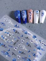 2 pièces Autocollants d'art pour ongles décalques 5D gaufrés à motifs de fleurs bleues. Designs d'art pour ongles avec fleurs dégradées, motifs de vignes et texture de pétales. Feuilles de recouvrement complet pour décoration des ongles. Accessoires de manucure. – Image 16